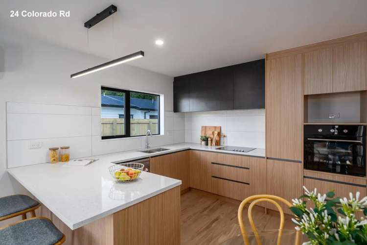 24 & 26 Colorado Road Totara Park_6
