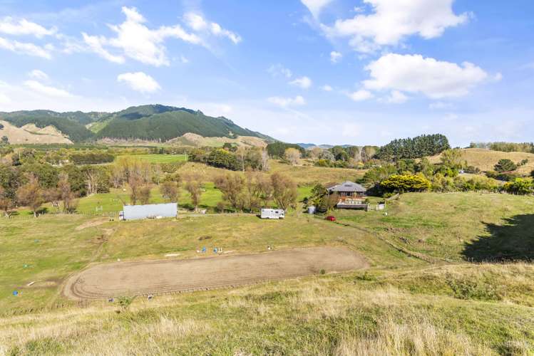 84 Derham Road Te Horo_23