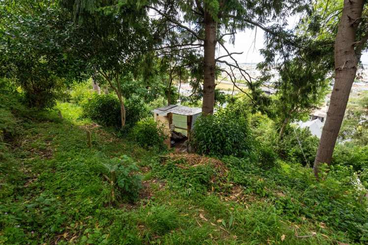 70 Leckhampton Court Clyde Hill_19