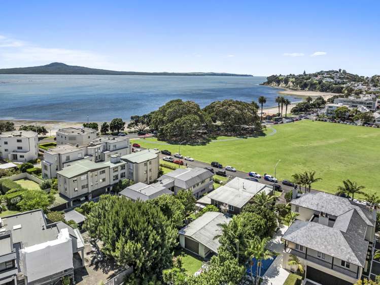 11 The Parade Saint Heliers_21