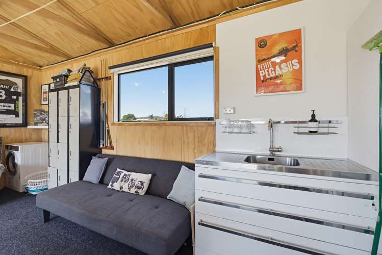 113 Kelly Jade Avenue Matarangi_21