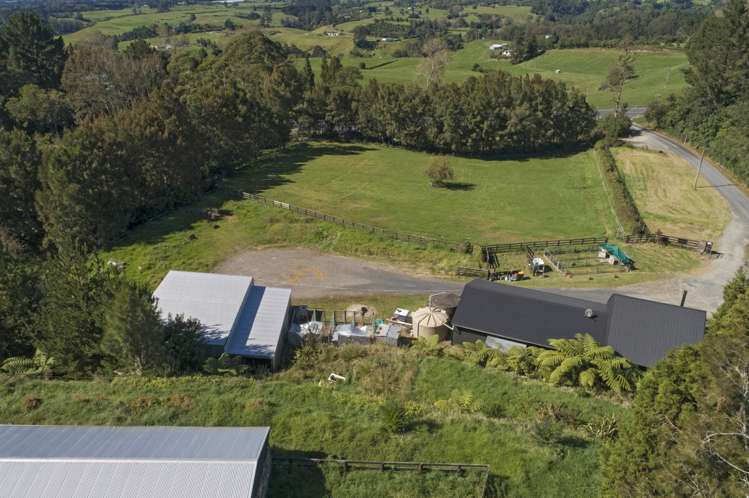 14 Thorn Road Kaimai_6