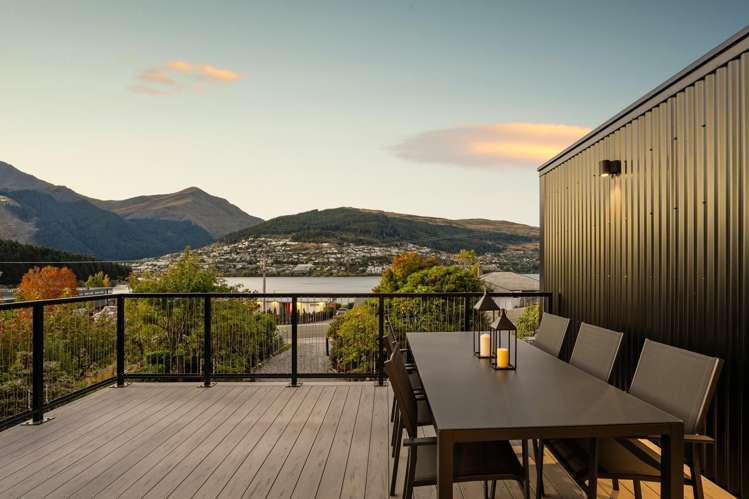 696 Peninsula Road Kelvin Heights_27