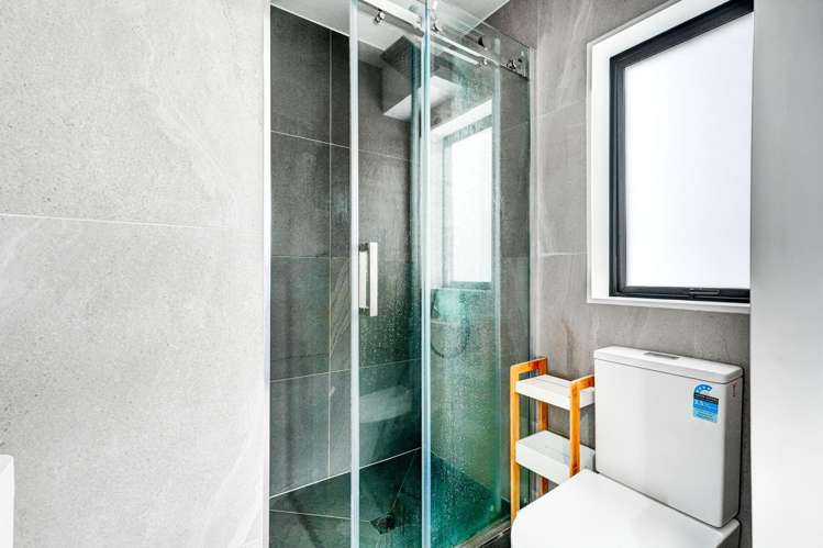 1A Kairanga Street Mangere East_12