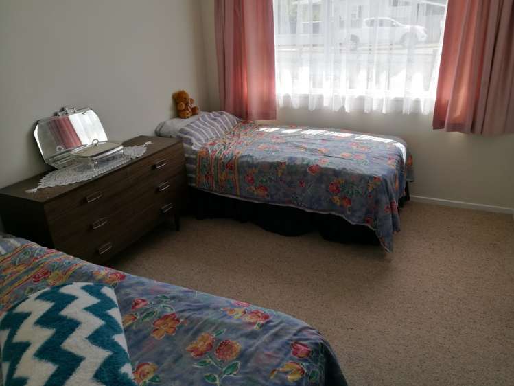 7 Hardie Grove Featherston_9