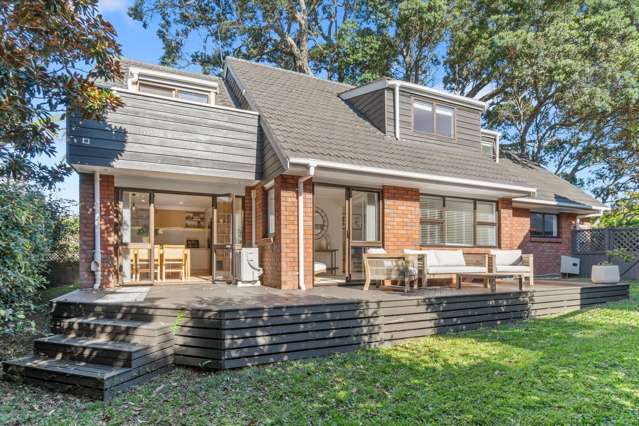 AFFORDABLE, QUIET AND BATHED IN SUNSHINE