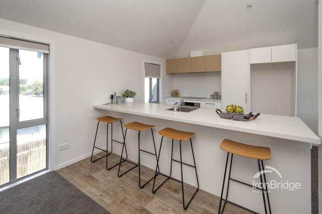 2/246 Marine Parade New Brighton_3