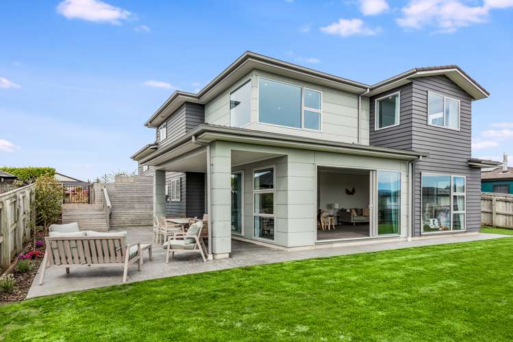 105 Endeavour Drive Whitby_24