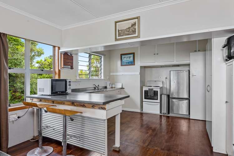 433 Pah Hill Road Wharehine_11