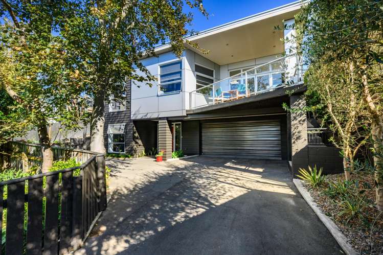 1 Kensington Mews_0