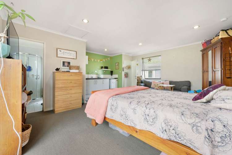 63 Bruce Pulman Drive Takanini_13