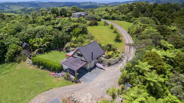 323 Govan Wilson Road Whangaripo_1