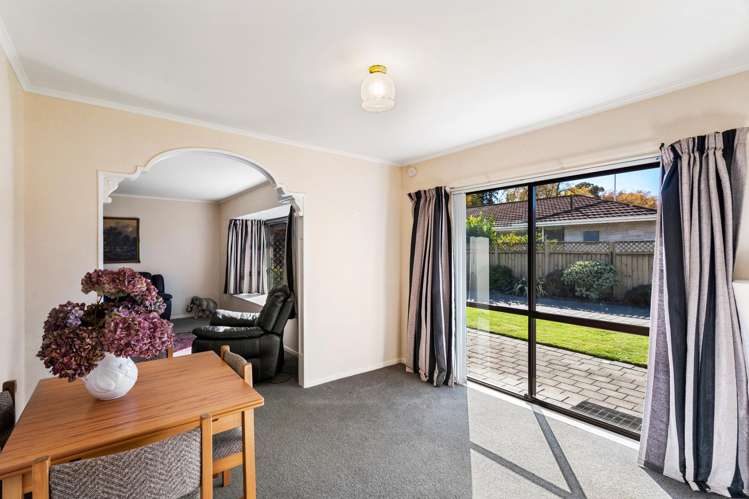 2/611 Roberts Street Hastings_4