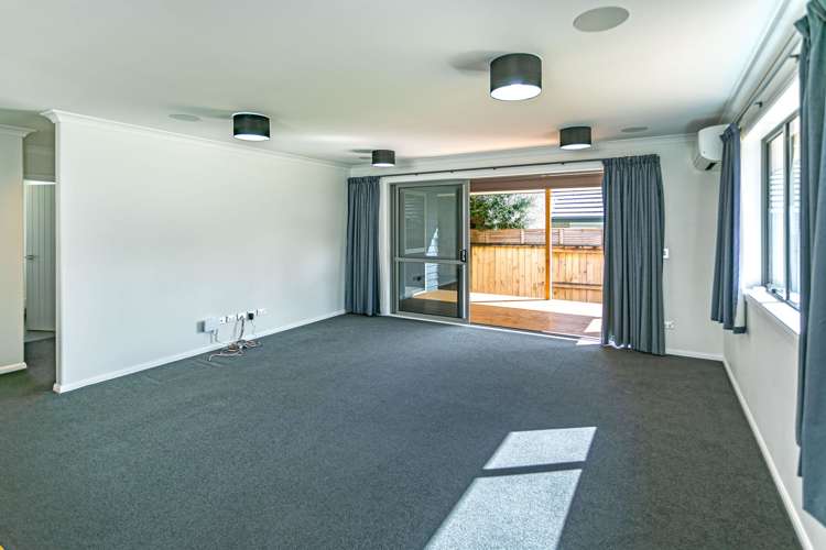 35 Mary-Ellen Place_4