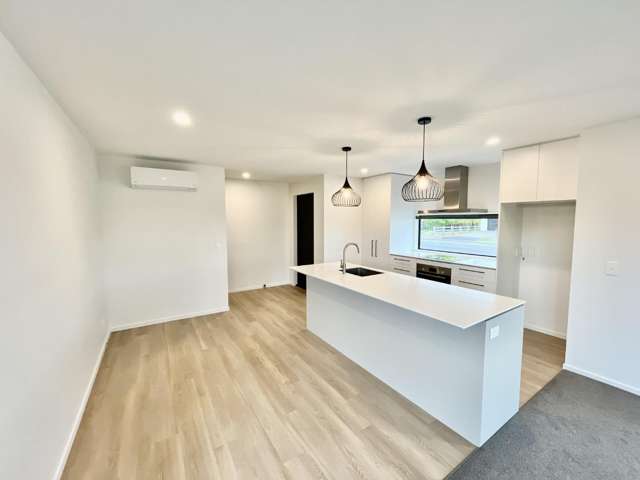 32 Whites Tramway Road 1447_3