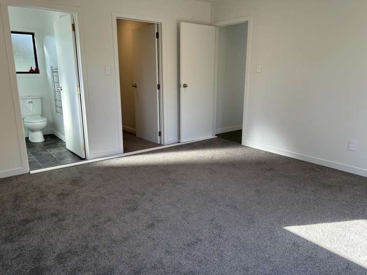 8A Inver Street Glen Eden_11