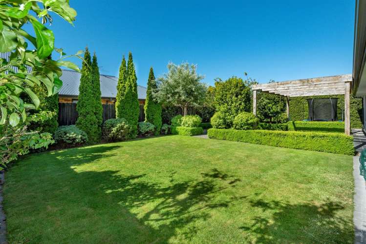 12 Sheraton Place Redwood_21