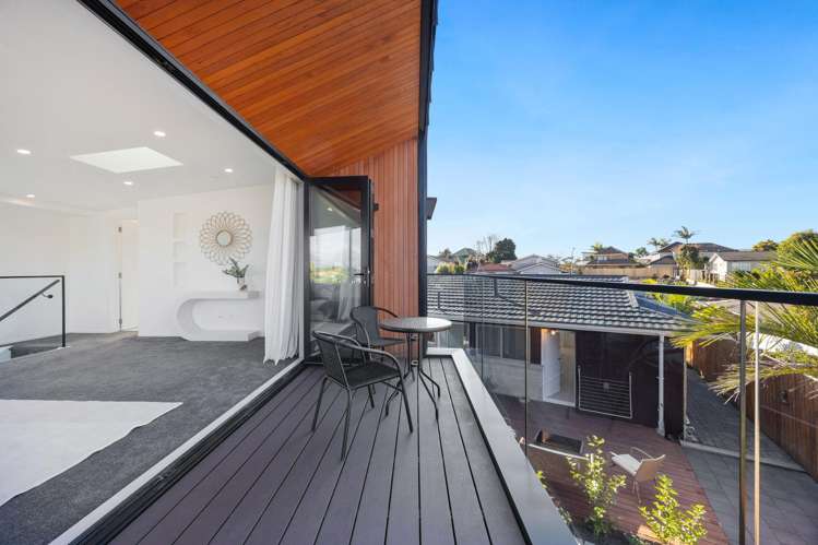 16 & 16A Maugham Drive Bucklands Beach_32