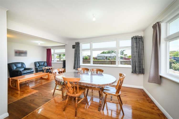 25 Flower Street Bulls_15