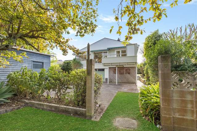 6 Raines Avenue Forrest Hill_4