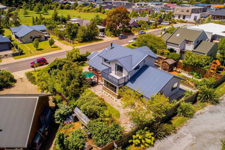 4 Aspinall Street Wanaka_9