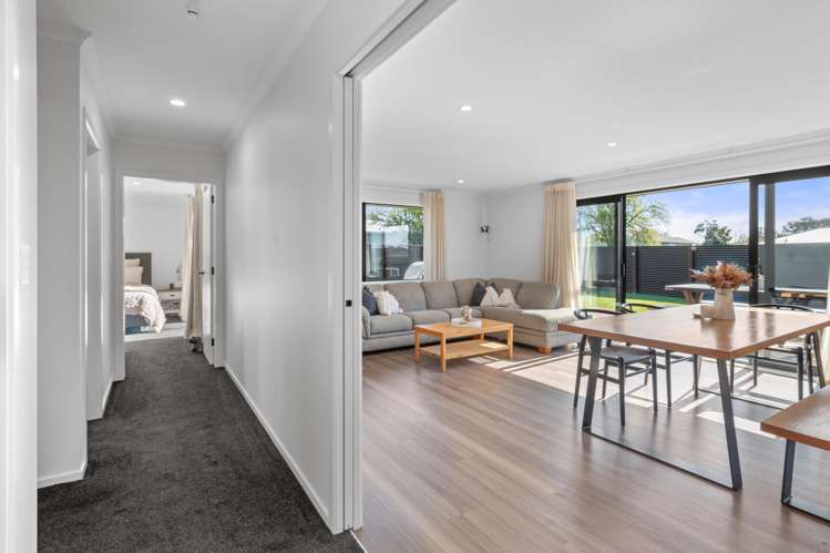 8 Old Orchard Road Solway_15