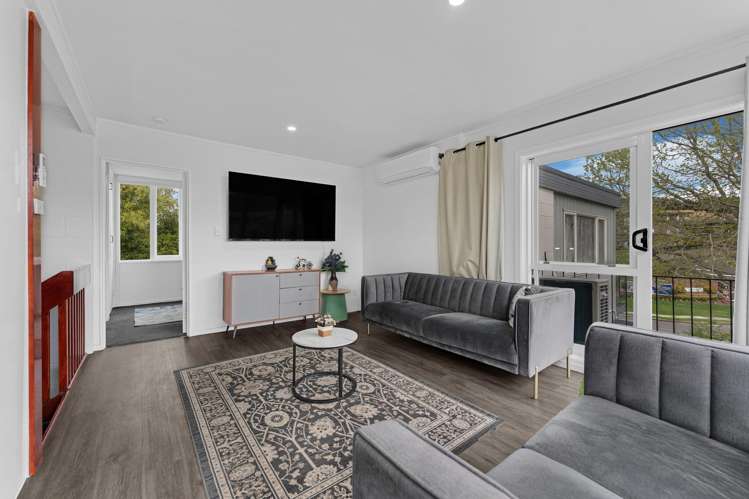 3/24 Commodore Drive Lynfield_0