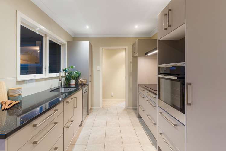 8 Raphoe Place Ellerslie_13