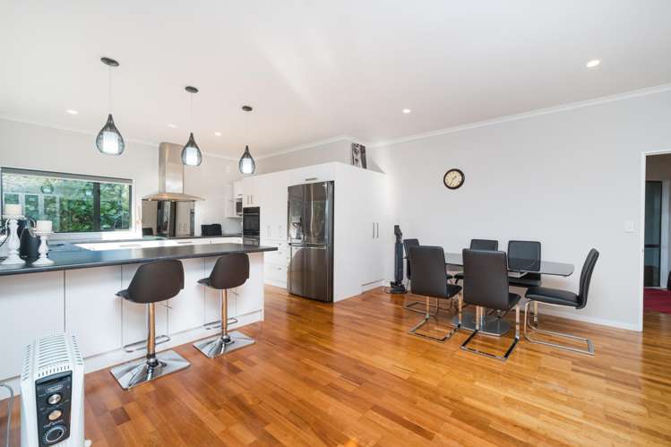 8 Greenwood Place Fitzherbert_12