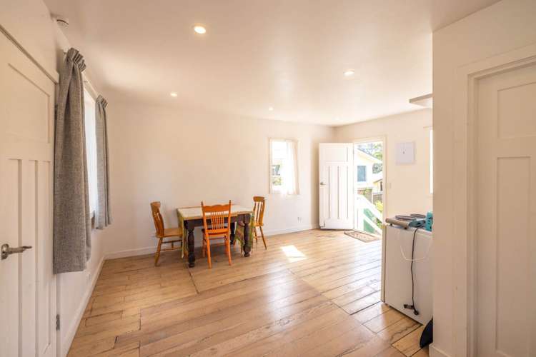 10 Putiki Road Ostend_11