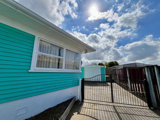 Spacious 4-Bedroom Home in Manurewa