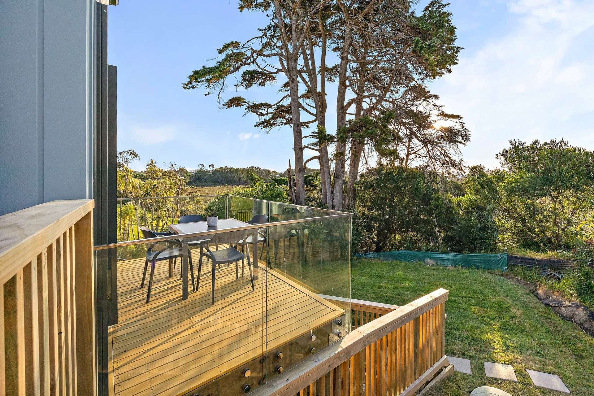 8/41 Seaside Avenue Waterview_0