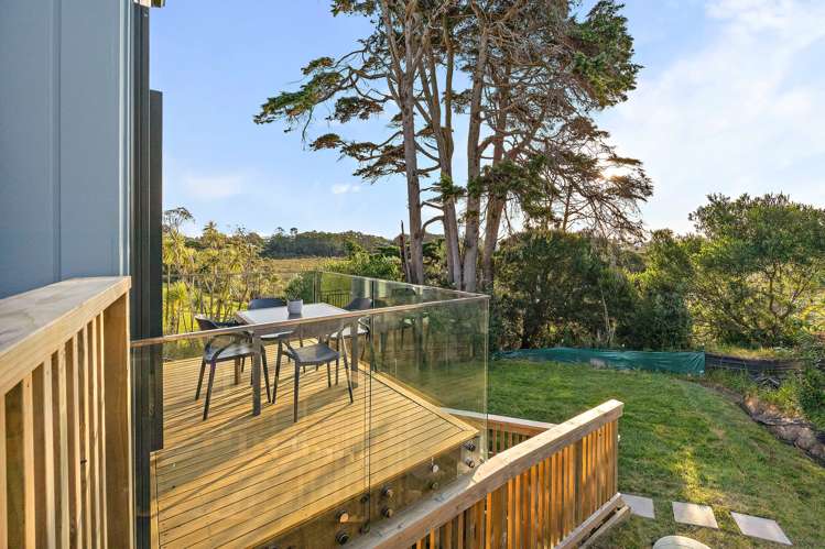 8/41 Seaside Avenue Waterview_7