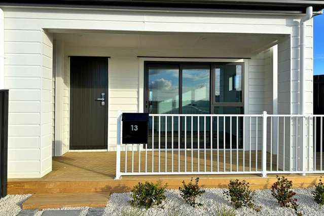 13 Awhi Way Karaka_3