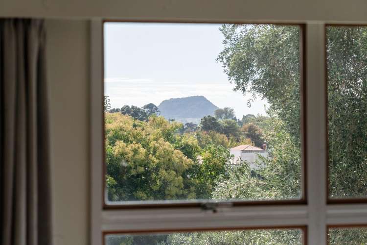 8 Lorna Place Brookfield_17