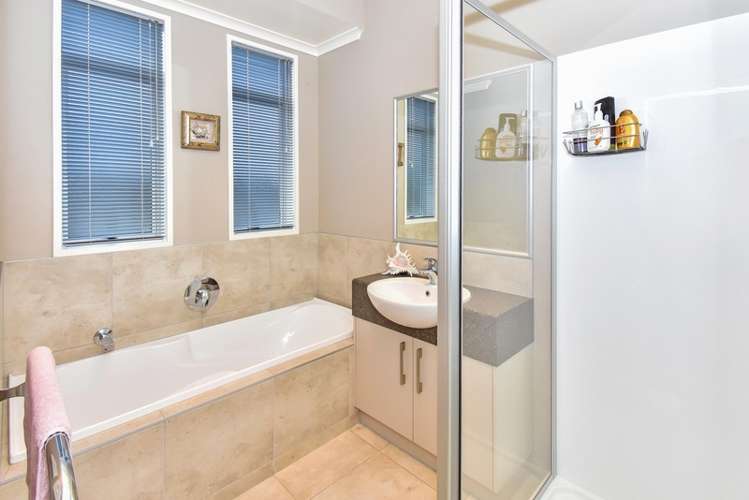 55 Coachman Drive Flat Bush_8