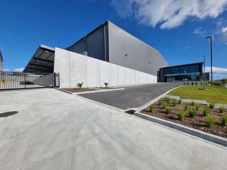 A/18 Westpoint Drive Hobsonville_2