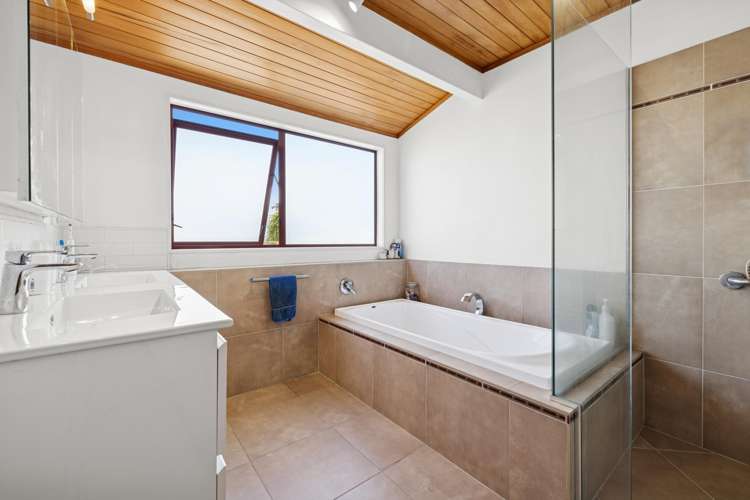 8a Wicklow Road Narrow Neck_14