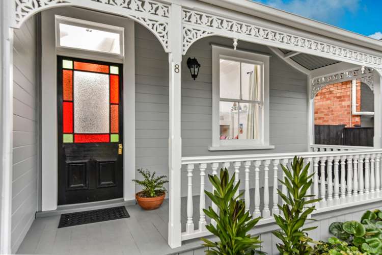 8 Huia Street Devonport_17