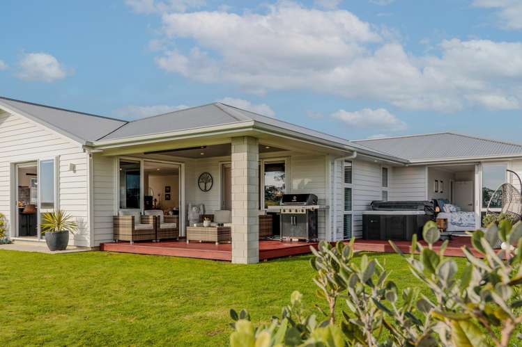 32 Omahuru Road Glenbrook_19