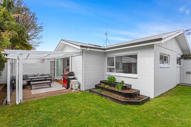 Sandringham's Best "Non-Auction" Opportunity
