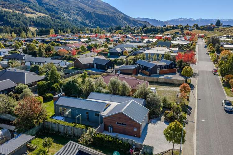 20 Bell Street Lake Hawea_23