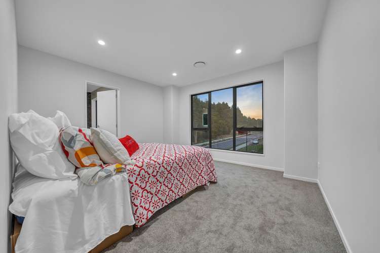 1 Crossgar Road Flat Bush_11