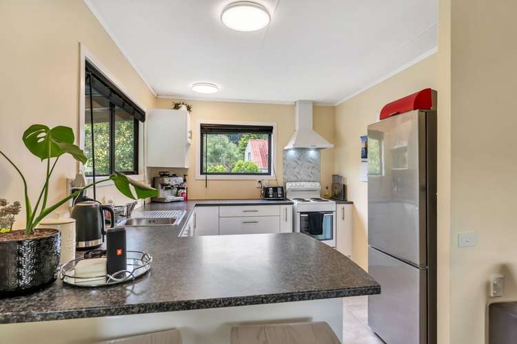 49 Leinster Avenue Raumati South_10