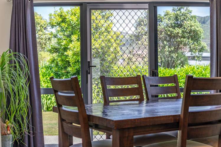 5523 Masterton Castlepoint Road Whakataki_11