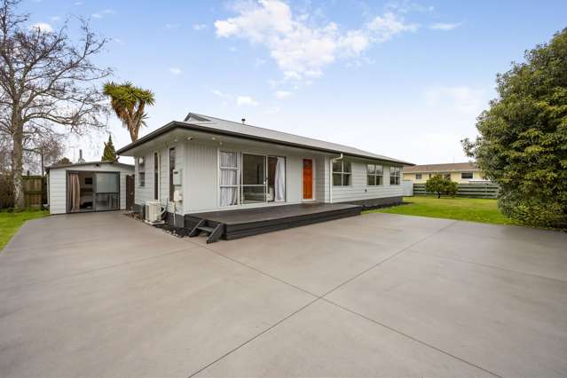 4 Bedrooms + Office + Rumpus = Room for Everyone