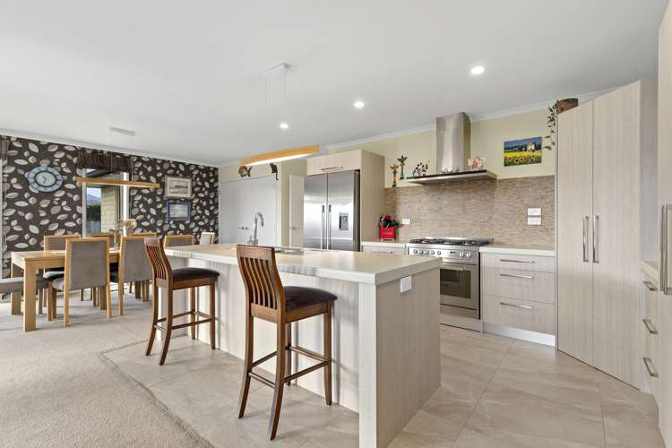 6 Ridgeview Drive Te Aroha_11