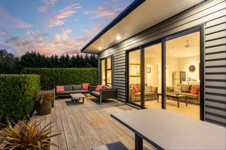 9 Campbell Drive Martinborough_32