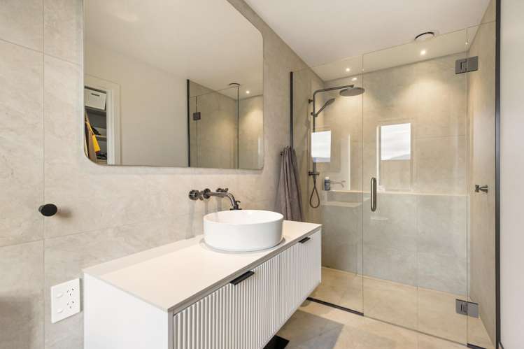 43 Atkins Road Luggate_16