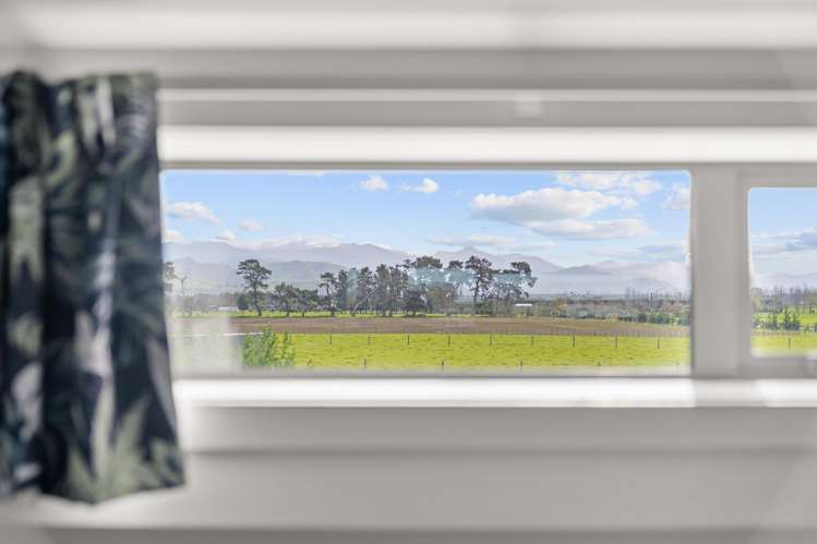 353 Hughes Line Carterton_10